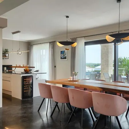 Willa Allingas Višnjan